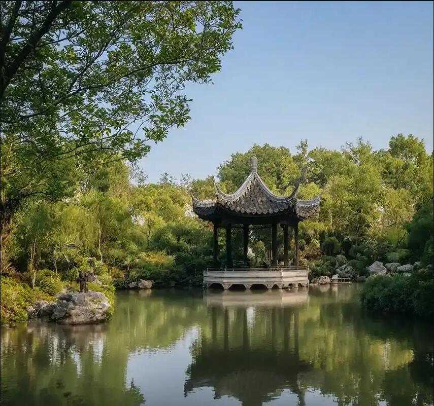 淮南潘集雨珍体育有限公司